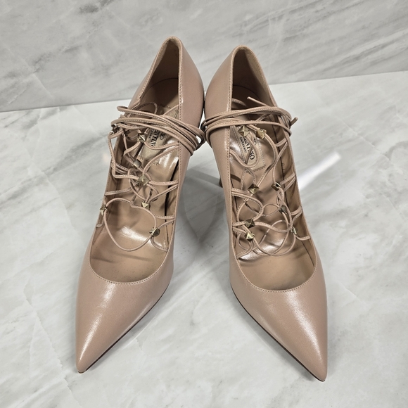 Valentino Garavani Lace Up Heels - Picture 5 of 9